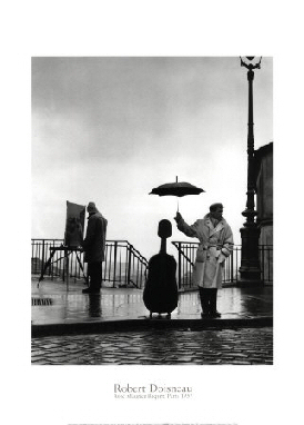 Robert Doisneau, French photographer: Musician in the Rain